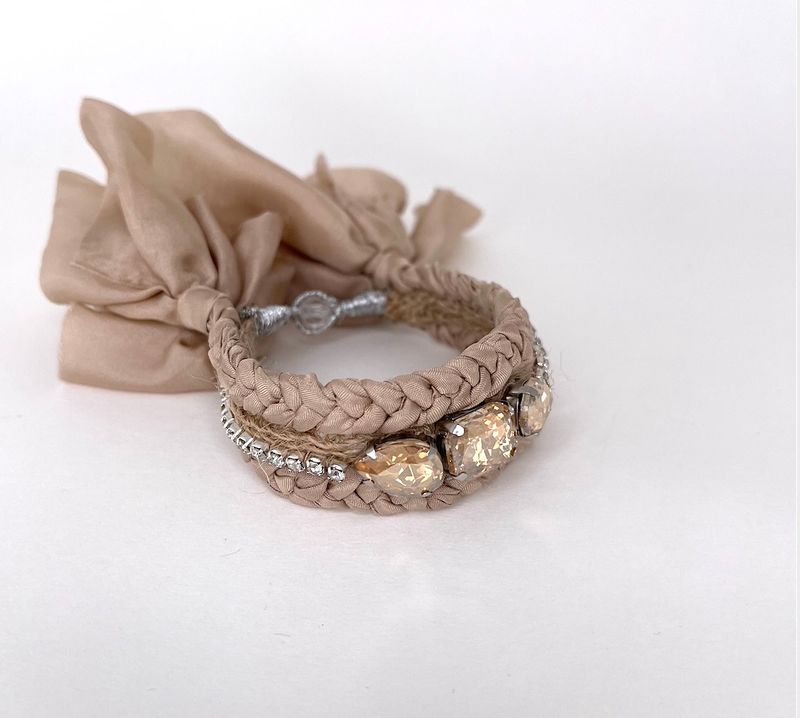 Armbånd i silke -champagne