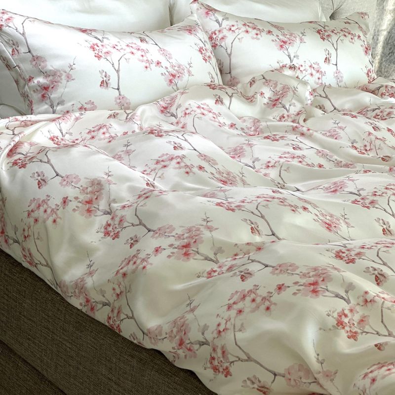 Sengesett i silke - rosa print